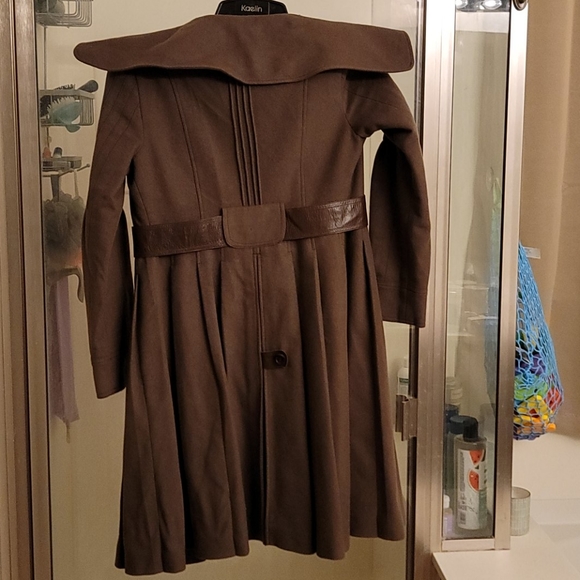 Beautiful Mackage Coat - Picture 2 of 4